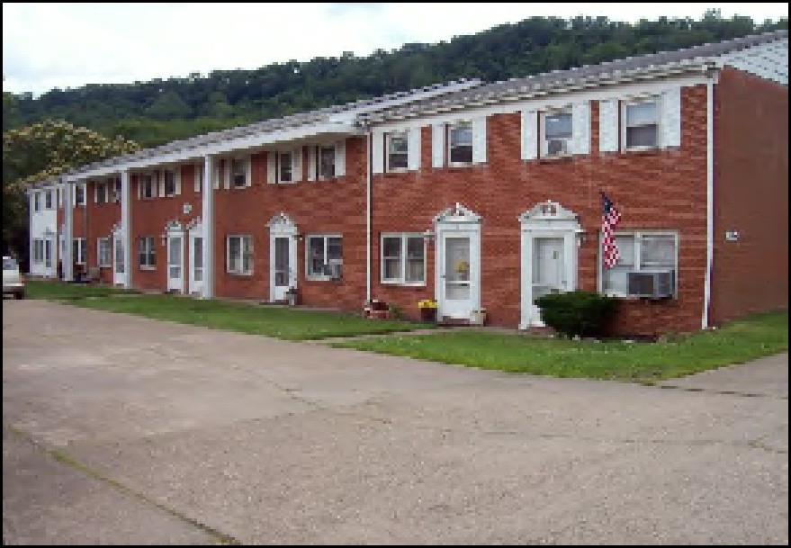 150 E Cove Ave in Wheeling, WV - Building Photo