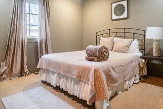 301 NW F St in Bentonville, AR - Building Photo - Building Photo