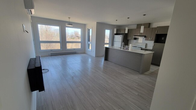 property at 866 Anne-Hébert Rue