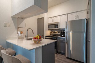 Windsong in Dallas, TX - Building Photo