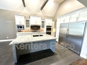 4388 S 169th E Ave in Tulsa, OK - Foto de edificio - Building Photo