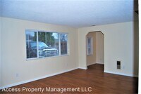 203 E Seventh St photo'