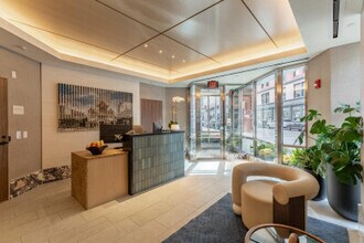 25 Exeter St, Unit #2 in Boston, MA - Building Photo - Building Photo