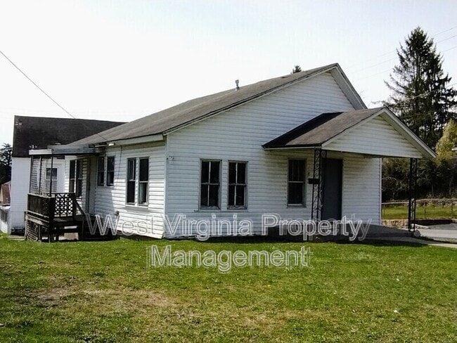 property at 1000 S Kanawha St