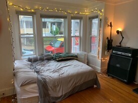 15 Boulevard Ter, Unit 15 in Boston, MA - Building Photo