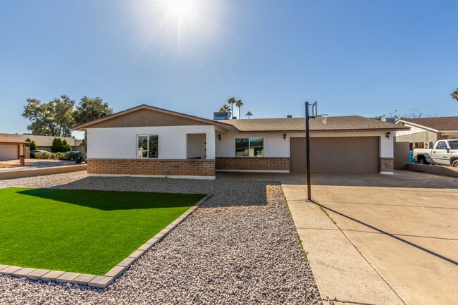 property at 4302 N 80th Ln
