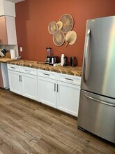 923 Orange Isle in Fort Lauderdale, FL - Building Photo - Building Photo