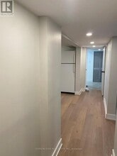 502 Brookside Dr in Oakville, ON - Building Photo - Building Photo