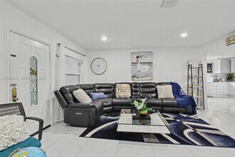 2145 NW 133rd St in Miami, FL - Building Photo - Building Photo