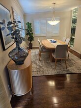 222 7th St, Unit 105 in Santa Monica, CA - Building Photo - Building Photo