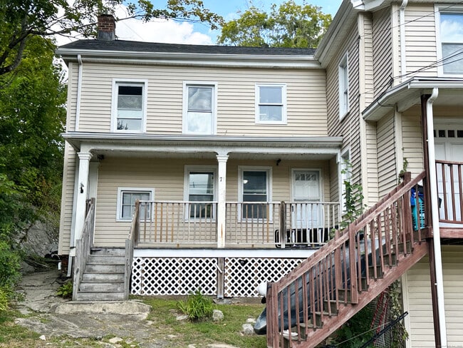 77 Pearl St in Seymour, CT - Building Photo - Building Photo