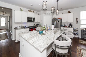 1142 Wading Pt Blvd in Huger, SC - Building Photo - Building Photo