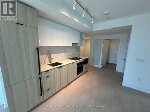 252-2252 Church St in Toronto, ON - Building Photo - Building Photo