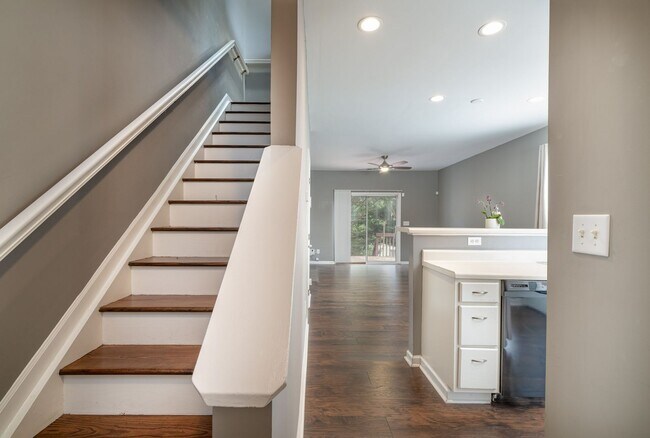 5369 Cog Hill Ct in Raleigh, NC - Building Photo - Building Photo