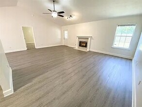 1301 Sumerlin Dr in Tallahassee, FL - Building Photo - Building Photo