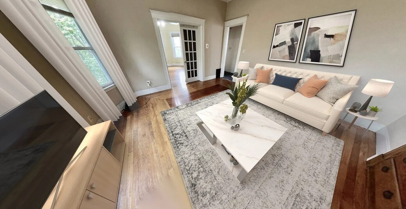 296 Highland Ave, Unit 3 in Somerville, MA - Foto de edificio