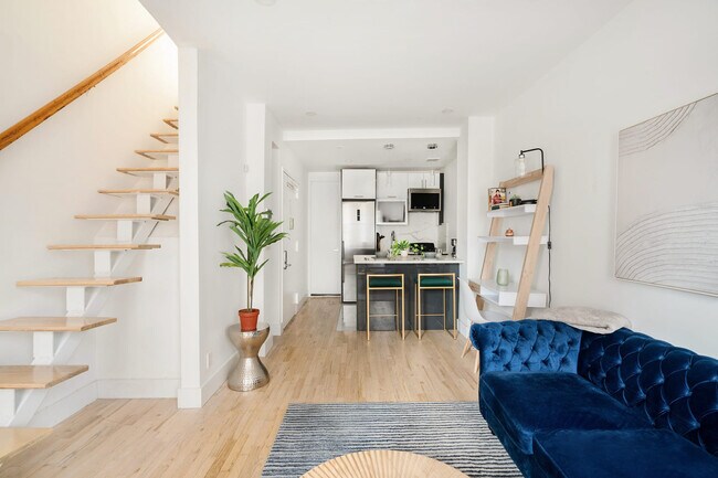 1597 York Ave in New York, NY - Foto de edificio - Building Photo