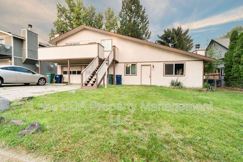 1099 Woolsey Dr in Coeur d'Alene, ID - Building Photo