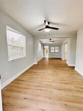 2837 18th Ave N in St. Petersburg, FL - Building Photo - Building Photo