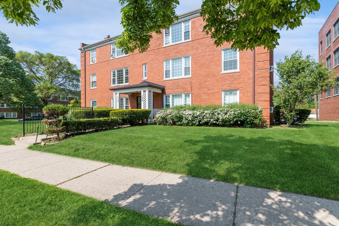 136 Ridge Ave in Evanston, IL - Foto de edificio