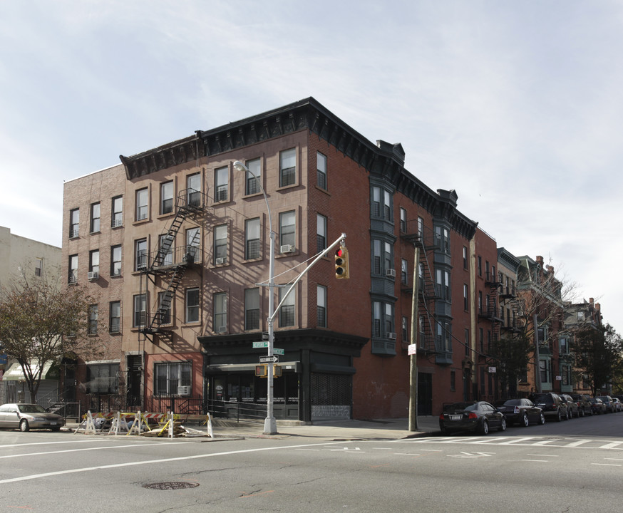 1224 Bedford Pl in Brooklyn, NY - Building Photo