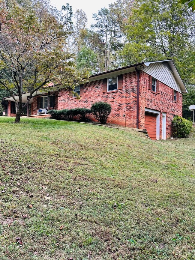 4654 US-70 in Nebo, NC - Building Photo - Building Photo