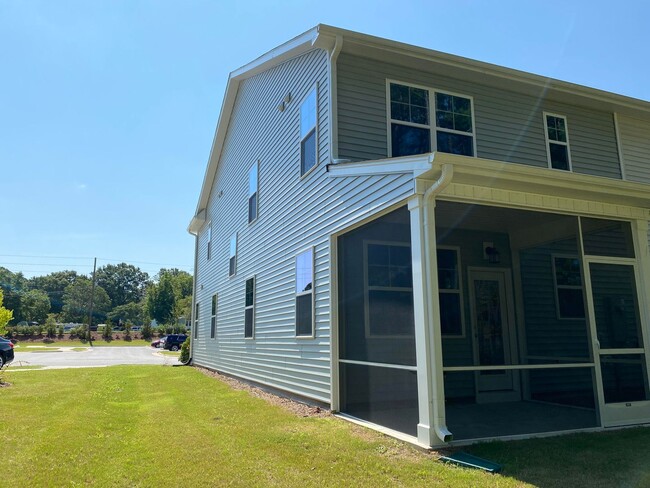 553 Hazy Hls Ln in Garner, NC - Building Photo - Building Photo