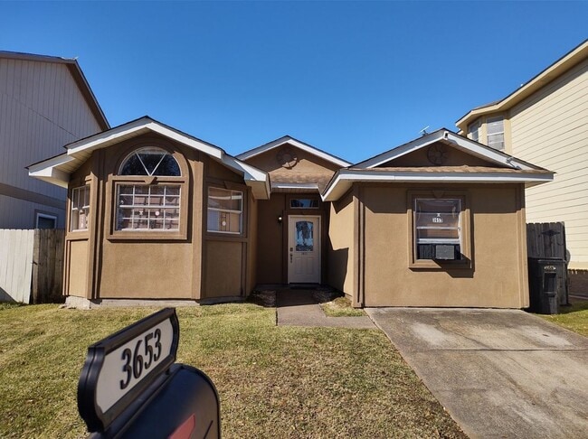 property at 3653 Timber Bluff Ln