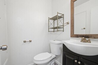 1444 W 227th St in Torrance, CA - Building Photo - Building Photo