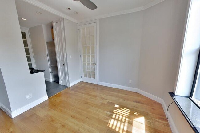179 Essex St in New York, NY - Building Photo - Building Photo