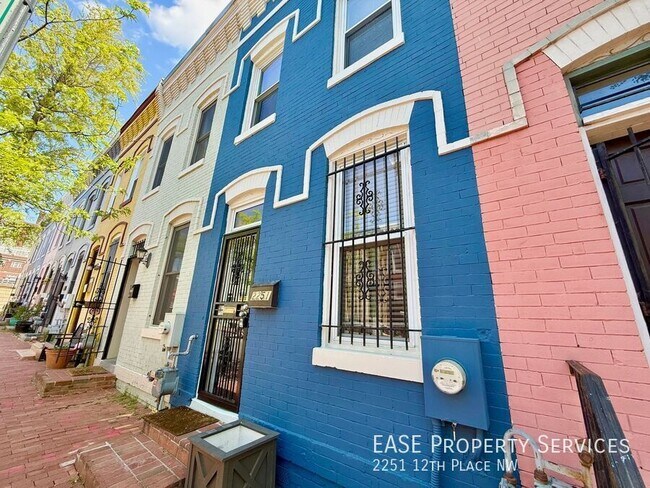 property at 2251 12th Pl NW