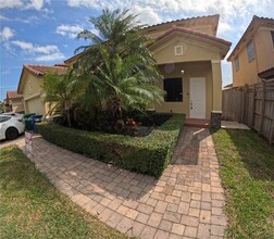 13376 SW 268th Terrace in Princeton, FL - Building Photo - Building Photo