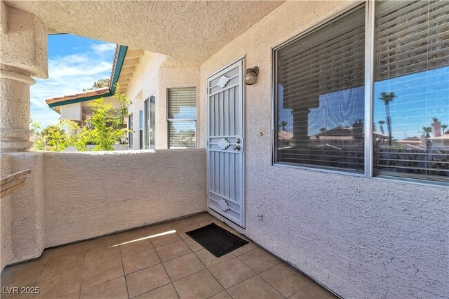 1345 Cinder Rock Dr in Las Vegas, NV - Building Photo - Building Photo