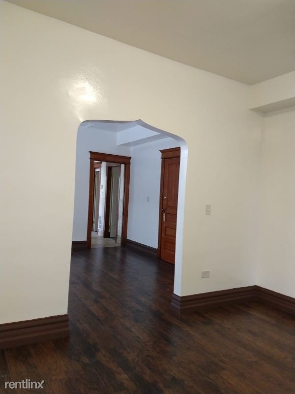 2518 S St Louis Ave in Chicago, IL - Building Photo - Building Photo