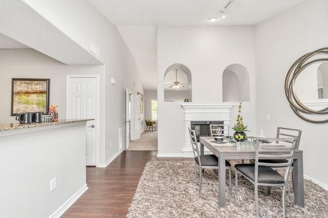 1600 Eldridge Pkwy S in Houston, TX - Building Photo - Building Photo