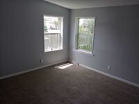 106 Jefferson Dr photo'