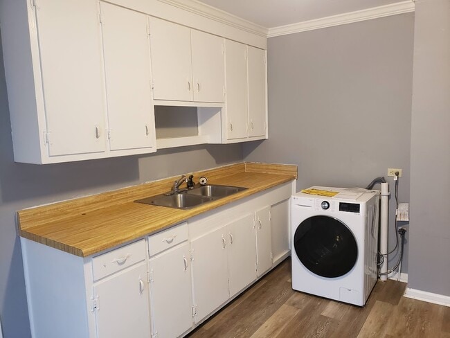 6 Maplecroft St, Unit B in Greenville, SC - Building Photo - Building Photo