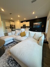 10 Oak Tree Ln in Freeport, FL - Building Photo - Building Photo