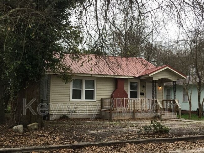 property at 1914 Warren St
