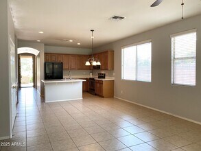 1376 E Mia Ln in Gilbert, AZ - Building Photo - Building Photo
