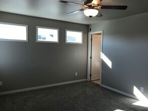 1305 Goldenwood Dr in West Fargo, ND - Building Photo - Building Photo