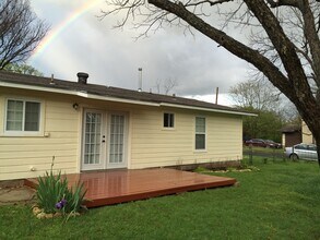 1405 Green Forest Dr in Austin, TX - Building Photo - Building Photo