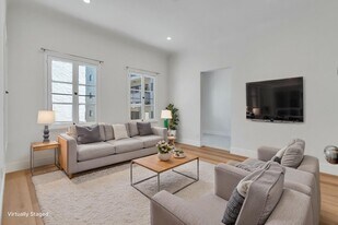 123 Hamilton Luxury Investments LLC in Beverly Hills, CA - Building Photo