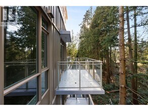 2375 Emery Ct in North Vancouver, BC - Building Photo - Building Photo