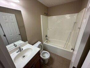 401 S Busey Ave in Urbana, IL - Building Photo - Building Photo