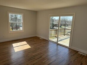 2241 Saginaw Rd SE in Grand Rapids, MI - Building Photo - Building Photo