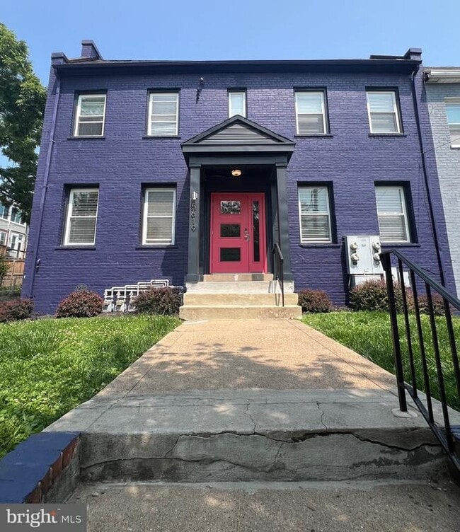 property at 5619 1st Pl NW