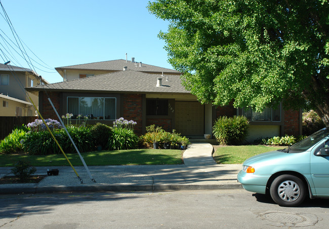 5192 Westdale Dr in San Jose, CA - Foto de edificio - Building Photo