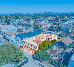 Robindale in San Diego, CA - Building Photo - Building Photo