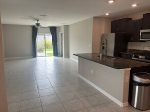 9663 Channing Hill Dr in Sun City Center, FL - Building Photo - Building Photo